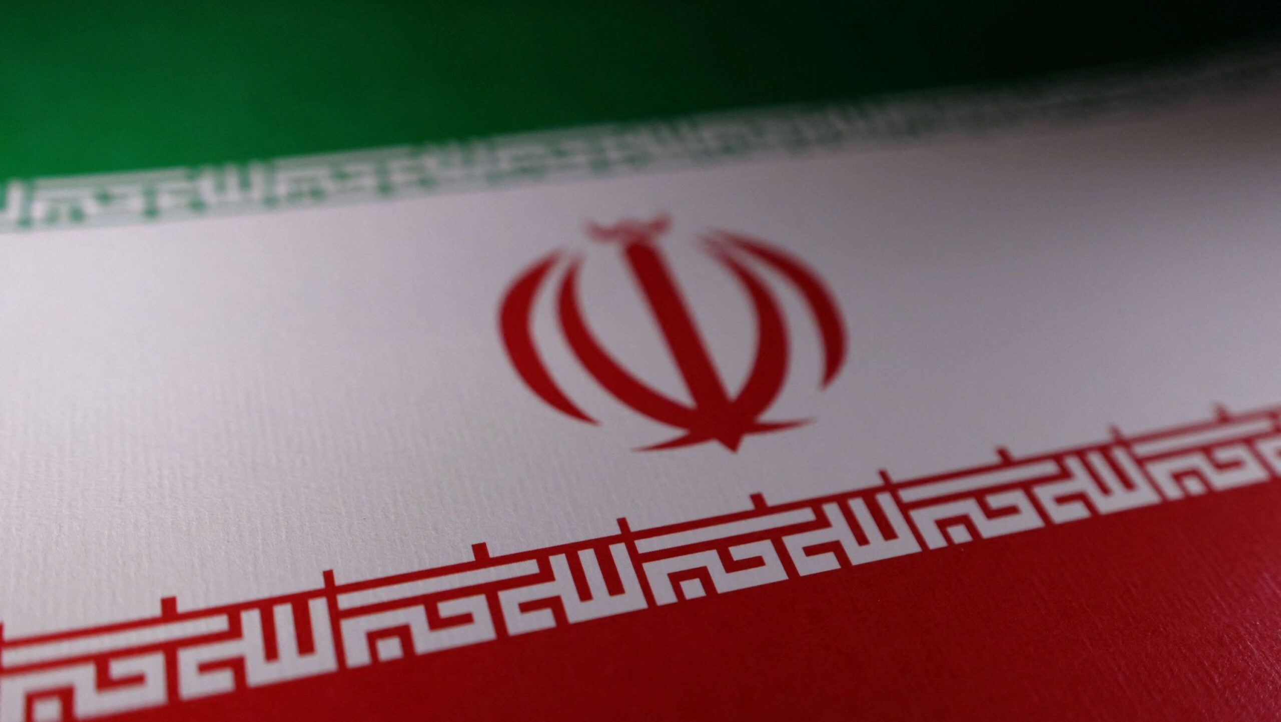 Alireza Arafi é nomeado líder supremo interino após Khamenei