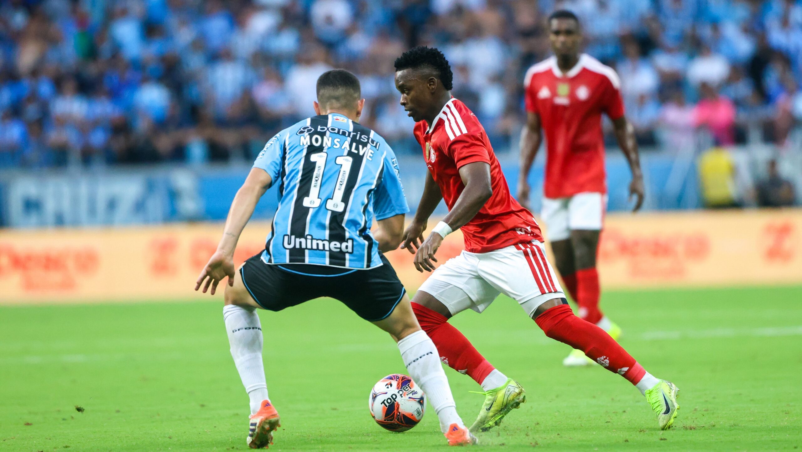 Final do Gauchão: Internacional busca vitória épica sobre o Grêmio
