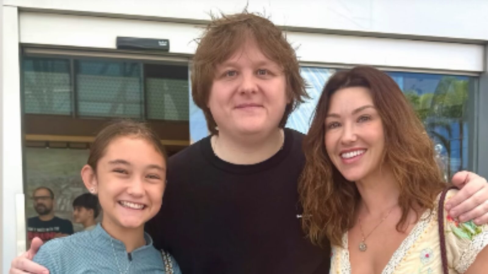 Indireta? Esposa do atleta Jorginho elogia apoio em polêmica