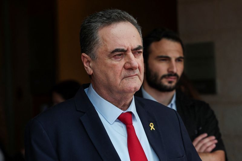 Israel diz que ataques com os EUA ao Irã vão aumentar força.