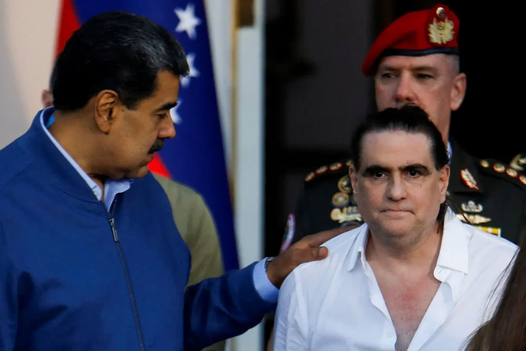 Empresário aliado de Maduro é deportado para os EUA com consequências