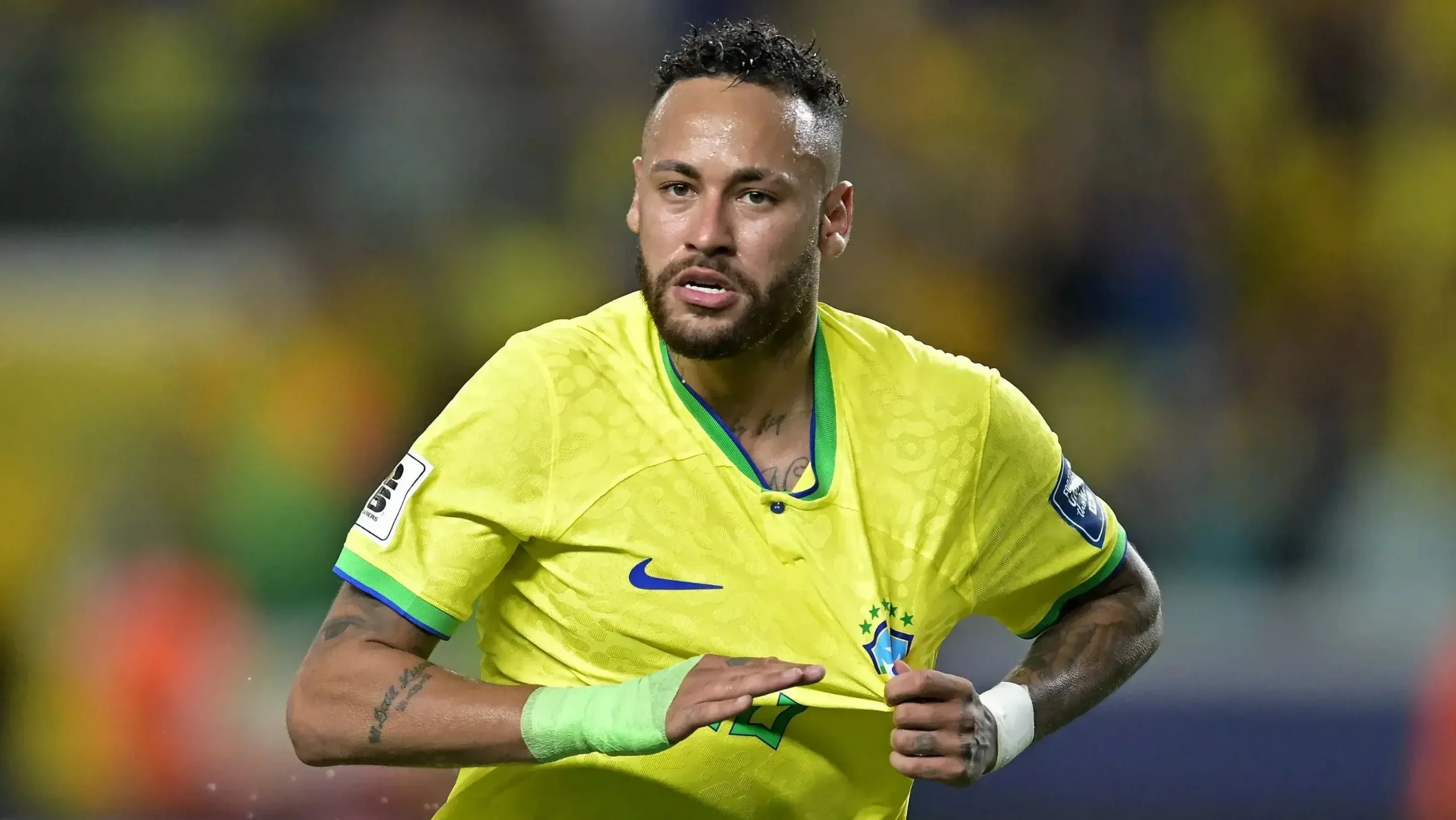 Pai de Neymar comemora convocação do filho: momento especial para a família