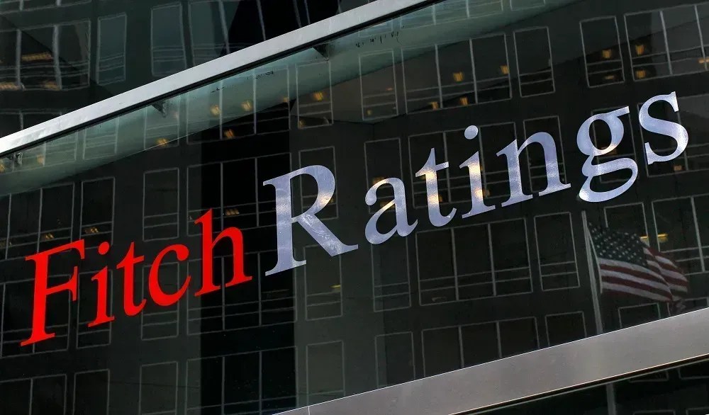 Fitch mantém nota do Brasil em “BB” e destaca incerteza fiscal