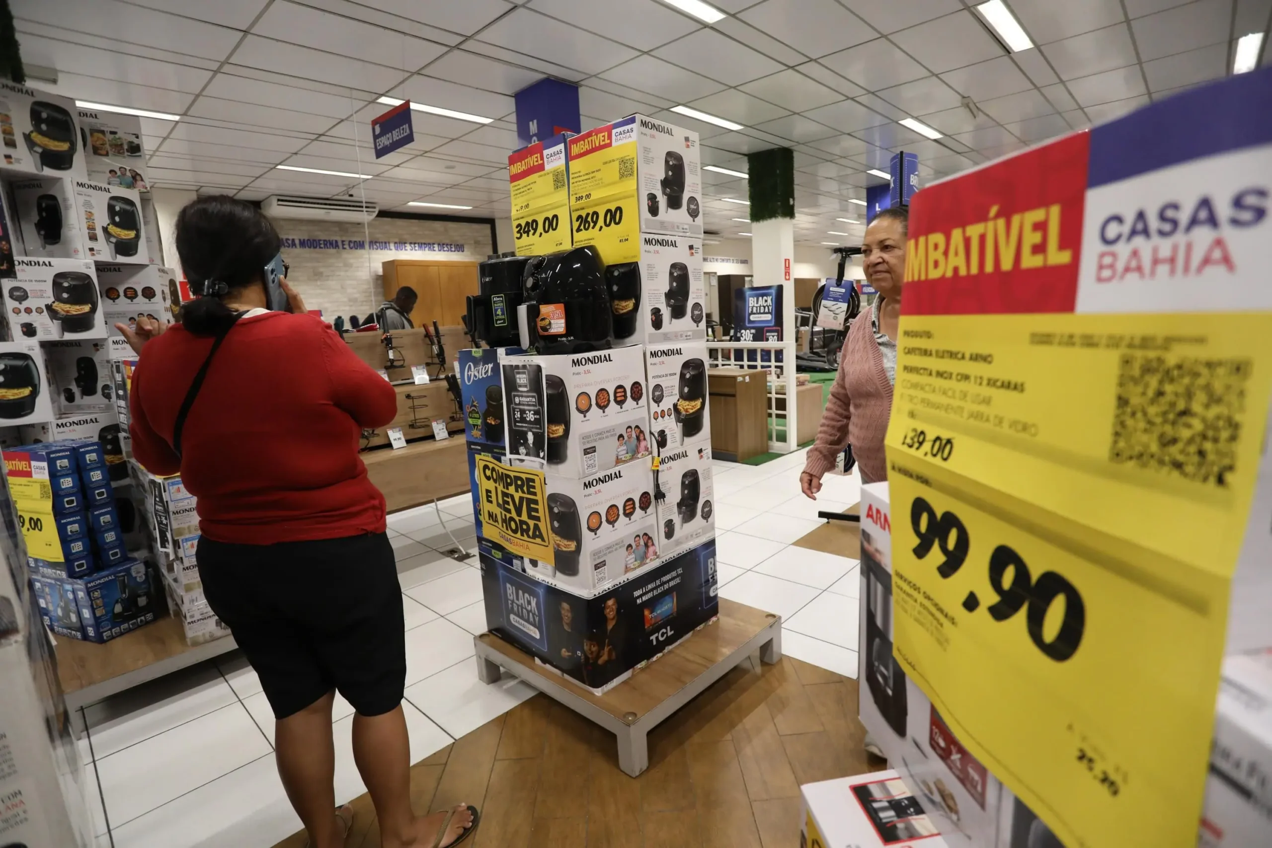 Regra para trabalho em feriados no comércio e seus impactos positivos