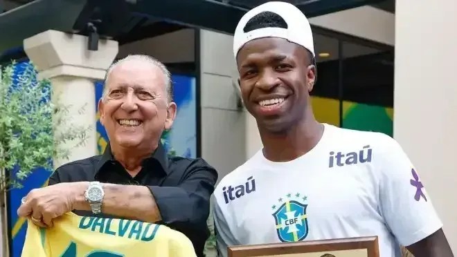 Vini Jr. e Galvão Bueno fazem homenagem emocionante na Copa