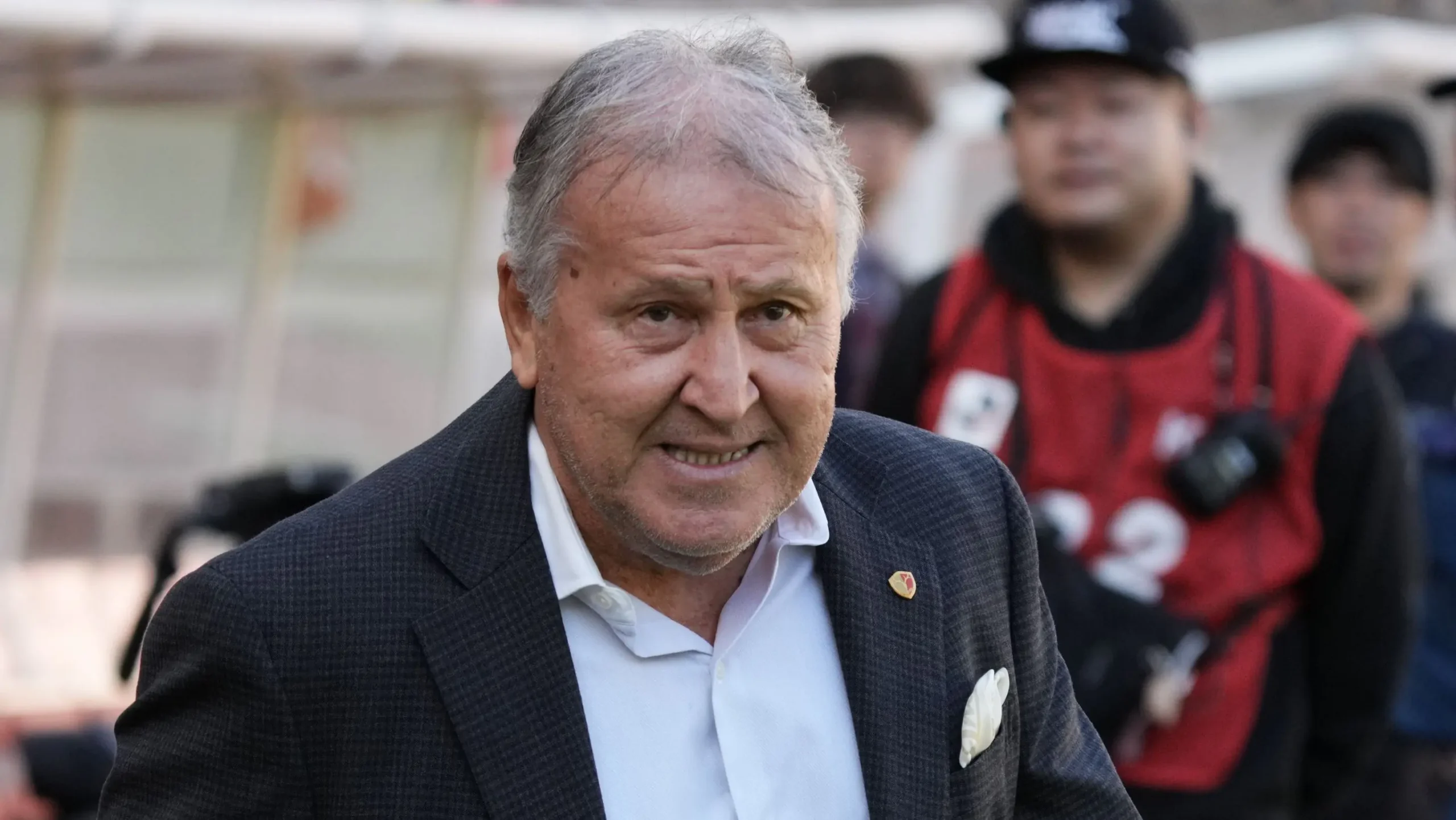 Técnico do Japão quer ajuda de Zico para enfrentar Brasil