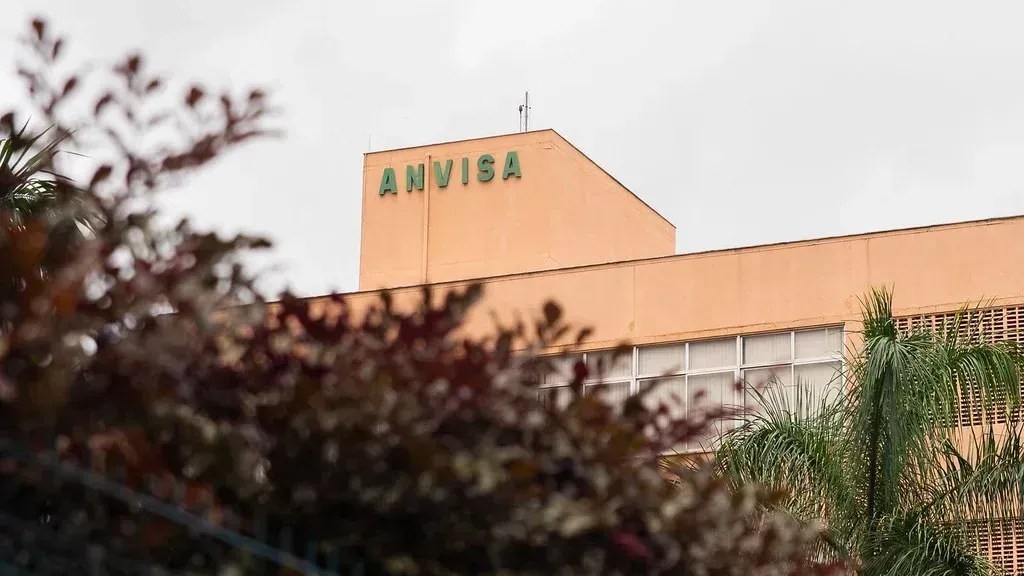 Anvisa suspende venda de medicamentos essenciais para tratamento