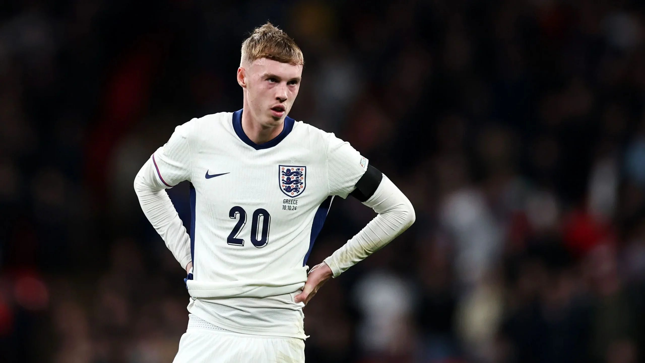 Inglaterra inicia Copa do Mundo sem estrelas e enfrenta pressão forte