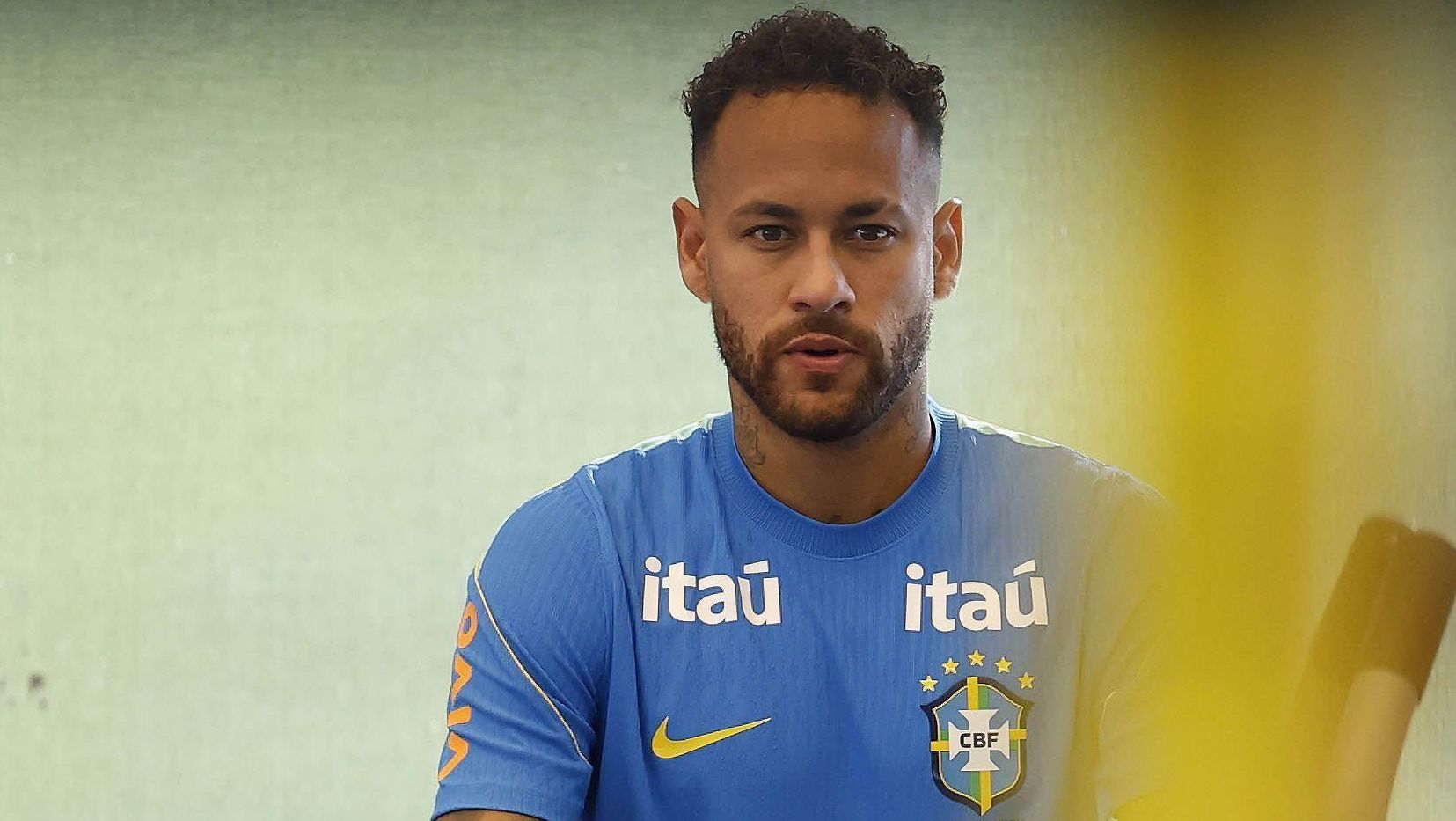 Neymar vai às redes e fala sobre a expectativa da estreia do Brasil