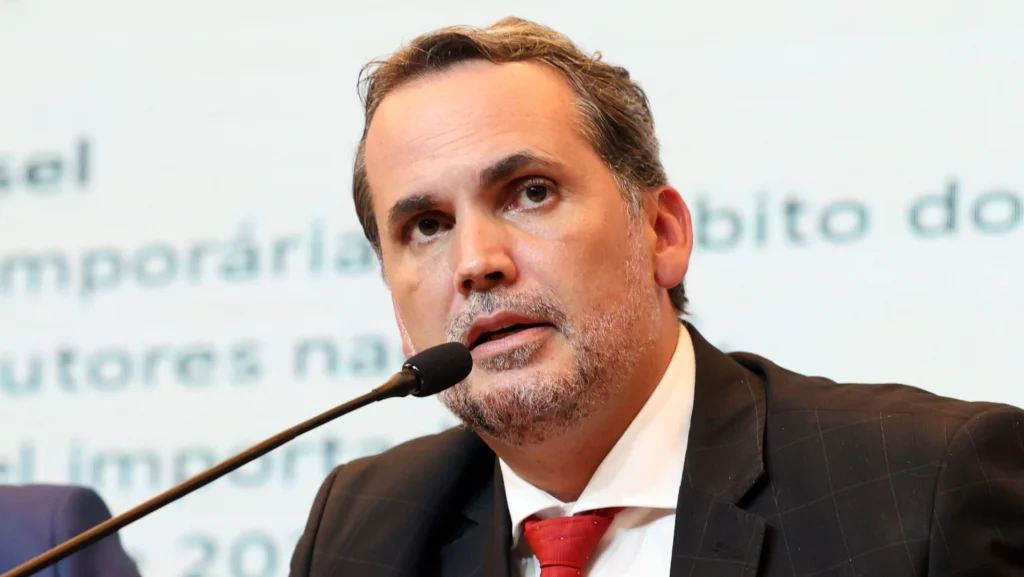 Governo desbloqueia R$ 5,7 bilhões do Orçamento 2026 para investimentos