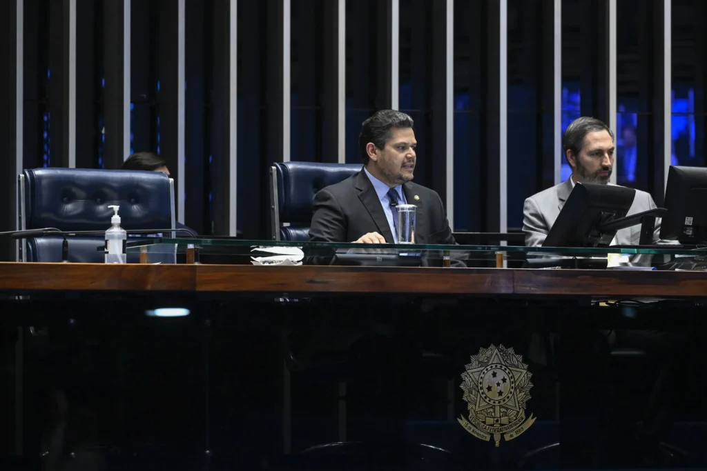 PL alternativo de minerais críticos no Senado impacta setores