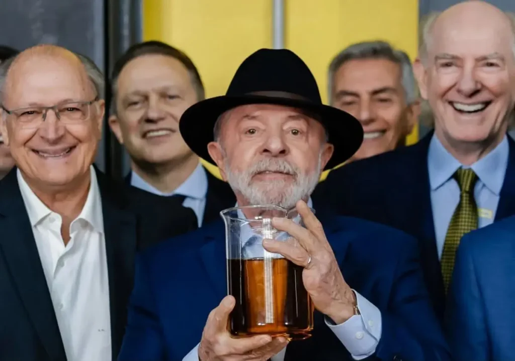 Lula volta a defender ampliação de investimentos em biocombustíveis para energia sustentável