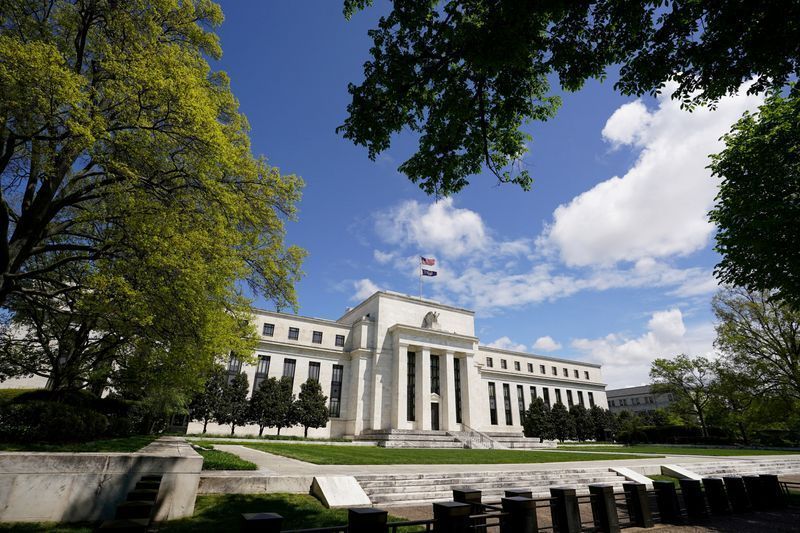 Mercado reduz apostas em alta dos juros pelo Fed após inflação baixa