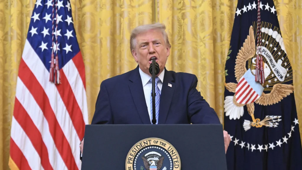 Trump diz que Congresso quer regulamentar setor de IA com urgência