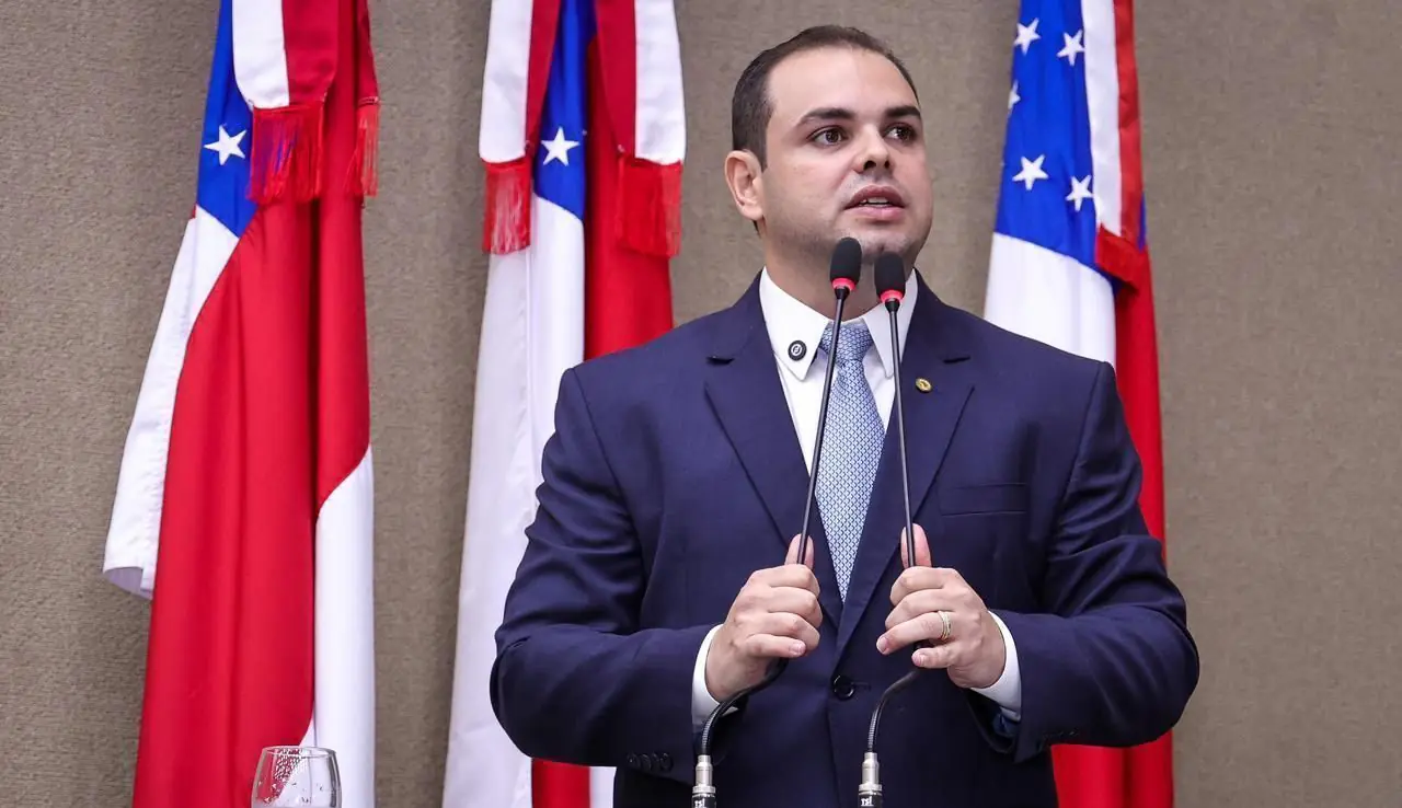 Roberto Cidade: Conheça a trajetória do candidato a governador