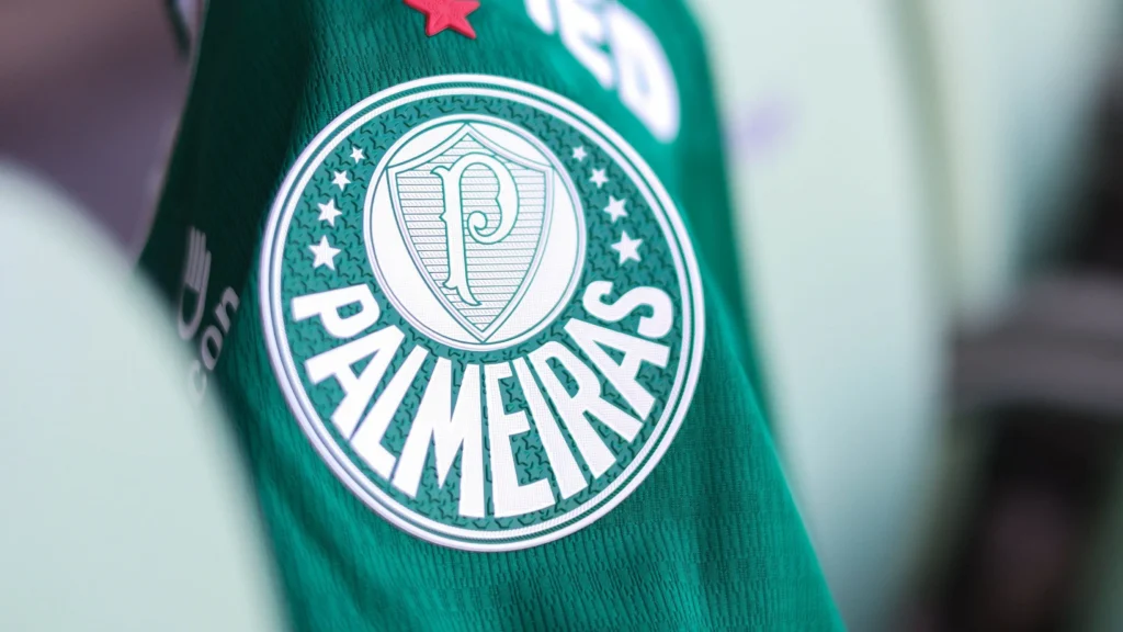 Palmeiras arrecada R$ 375 milhões e se aproxima da meta anual