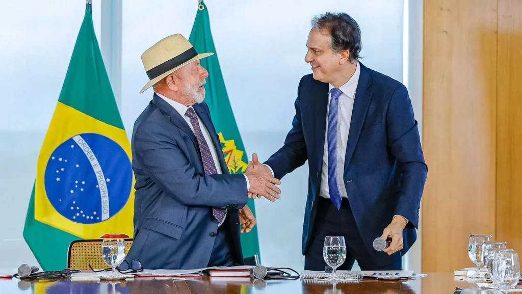 Lula mexe em comando da campanha e Camilo traz novas estratégias