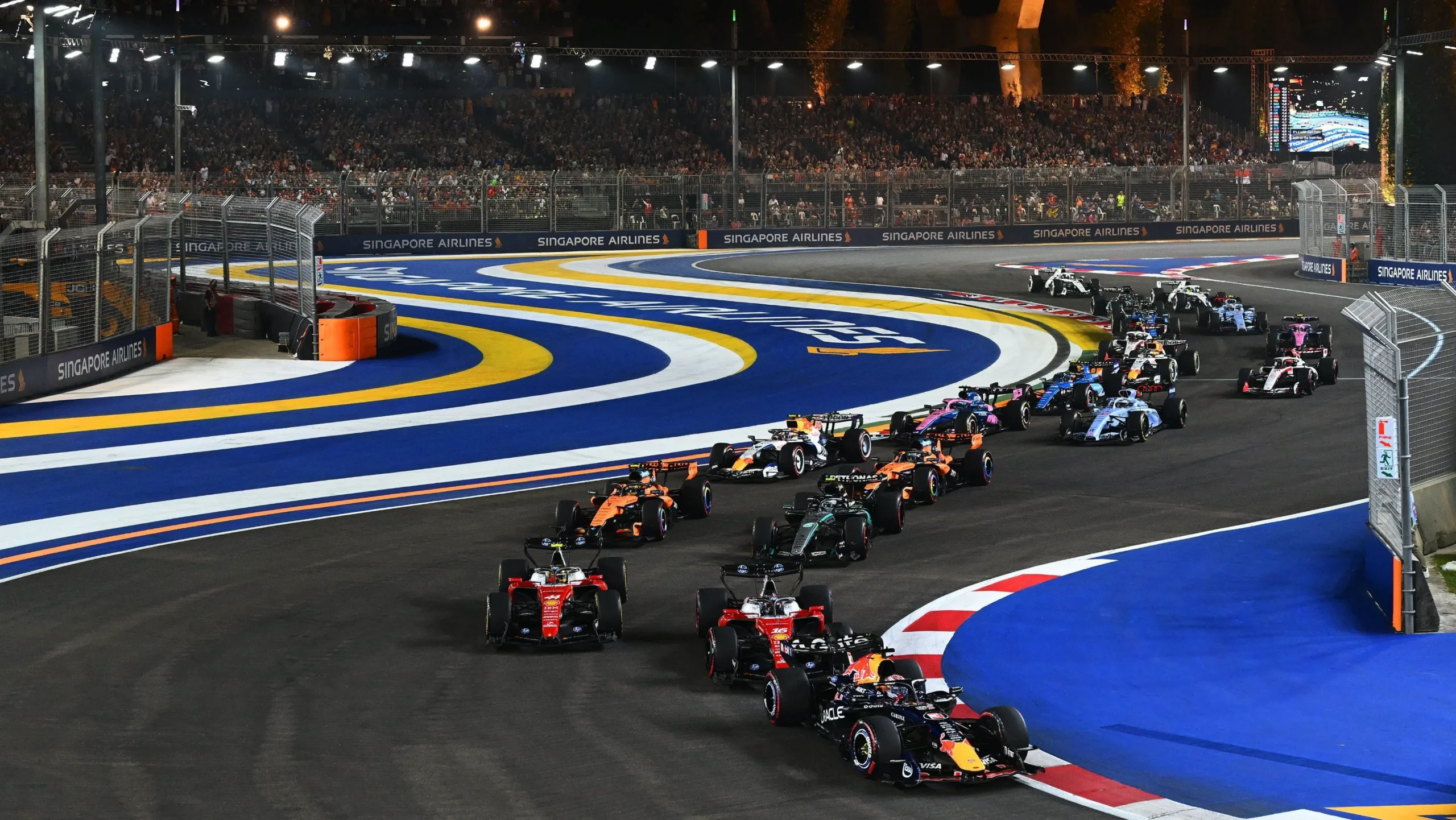 Max Verstappen conquista primeira vitória da carreira no GP de Singapura e faz história