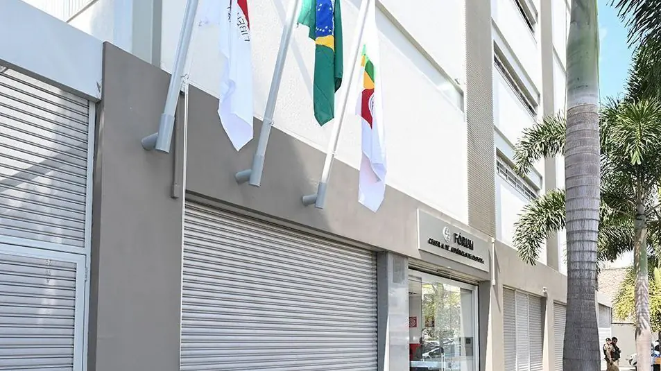 Mulher é condenada por matar mãe e filha em busca de dinheiro