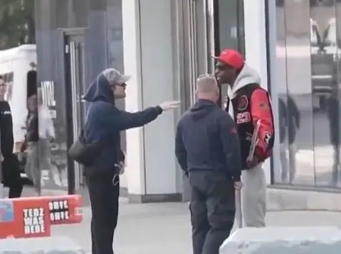 Harry Styles discutindo com homem na rua: o que aconteceu?