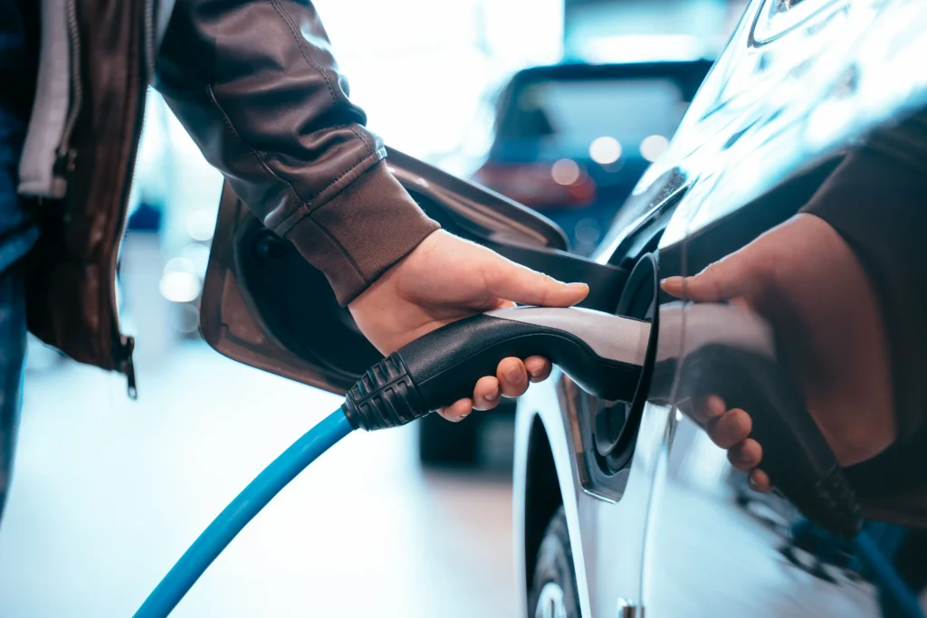 MME abre consulta sobre infraestrutura de recarga de veículos elétricos para todos