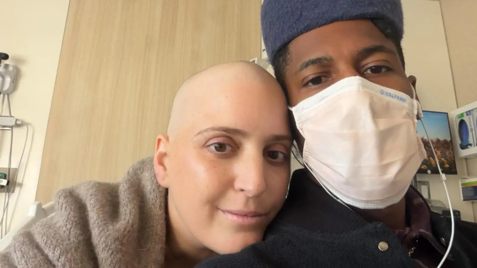 Jon Batiste se declara à esposa durante tratamento de câncer