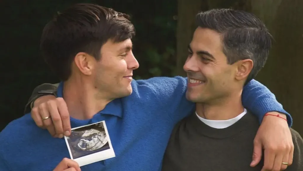 Premiê da Holanda espera 1° filho com noivo através de barriga solidária